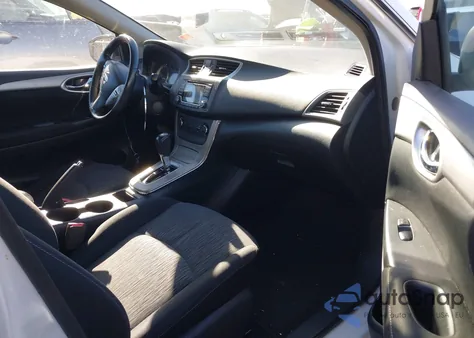 2015 Nissan Sentra Fe+ S/S/Sl/Sr/Sv z USA, uszkodzony, nr VIN 3N1AB7AP2FY241207